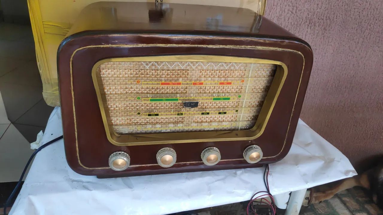 Rádio Semp PT 76 com FM e AM funcionando perfeitamente 