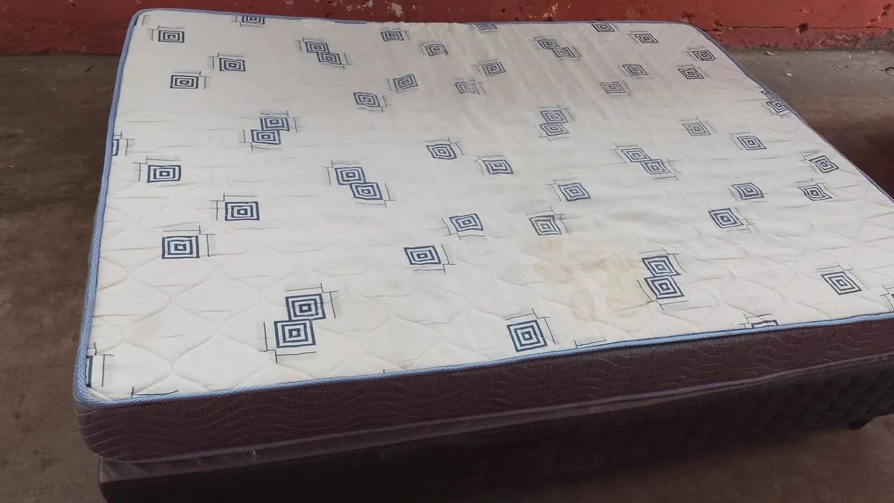 Vendo cama Box de casal  - Foto 2
