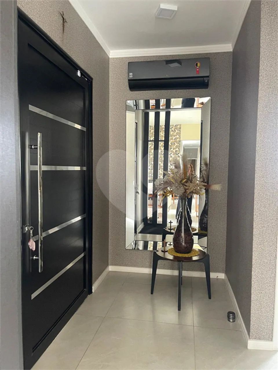Linda casa térrea com 3 suítes + escritório (podendo ser o 4º dormitório) - Foto 4