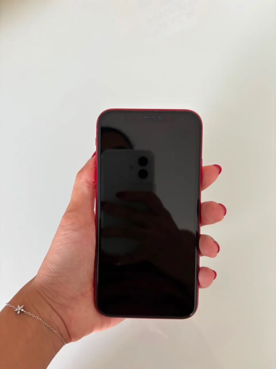 iPhone 11 Red - 64 GB Único Dono 