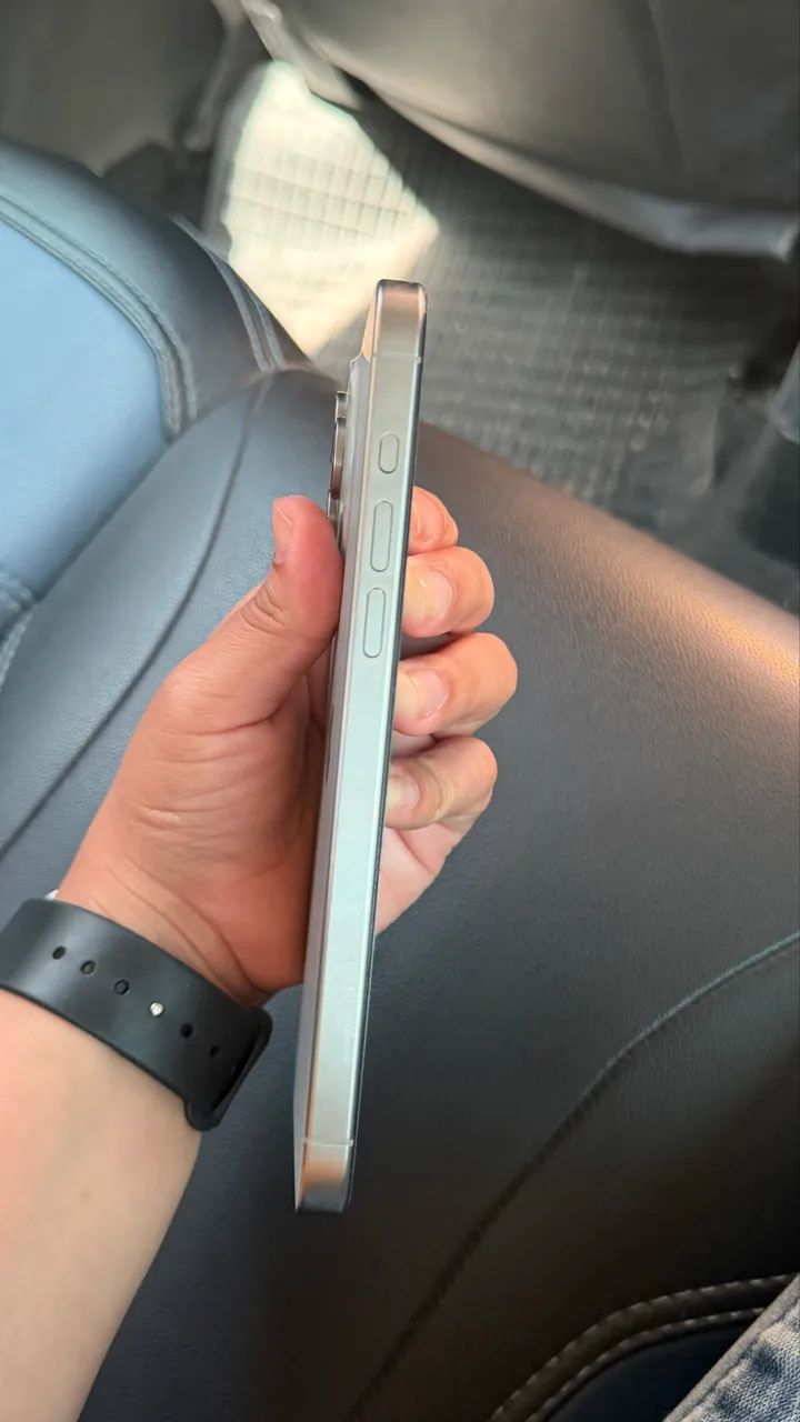 iPhone 15 pro max - Foto 3