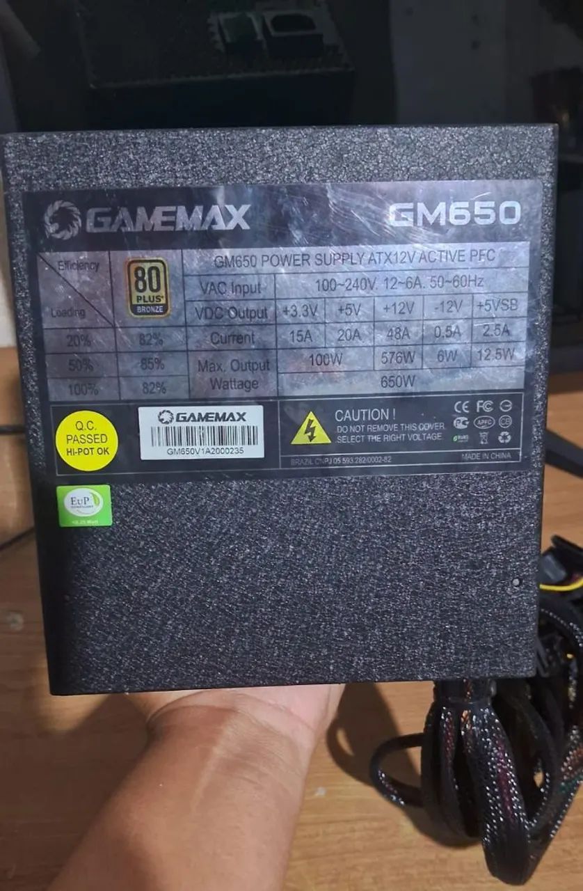 Fonte 650W GM Gamemax 80 Plus Bronze, funcionando perfeitamente. - Foto 3