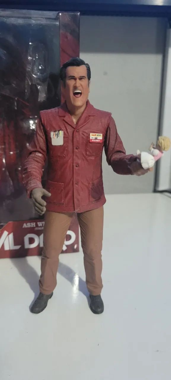 Boneco ash Williams original neca série evil dead action figure terror morte demônio - Foto 2