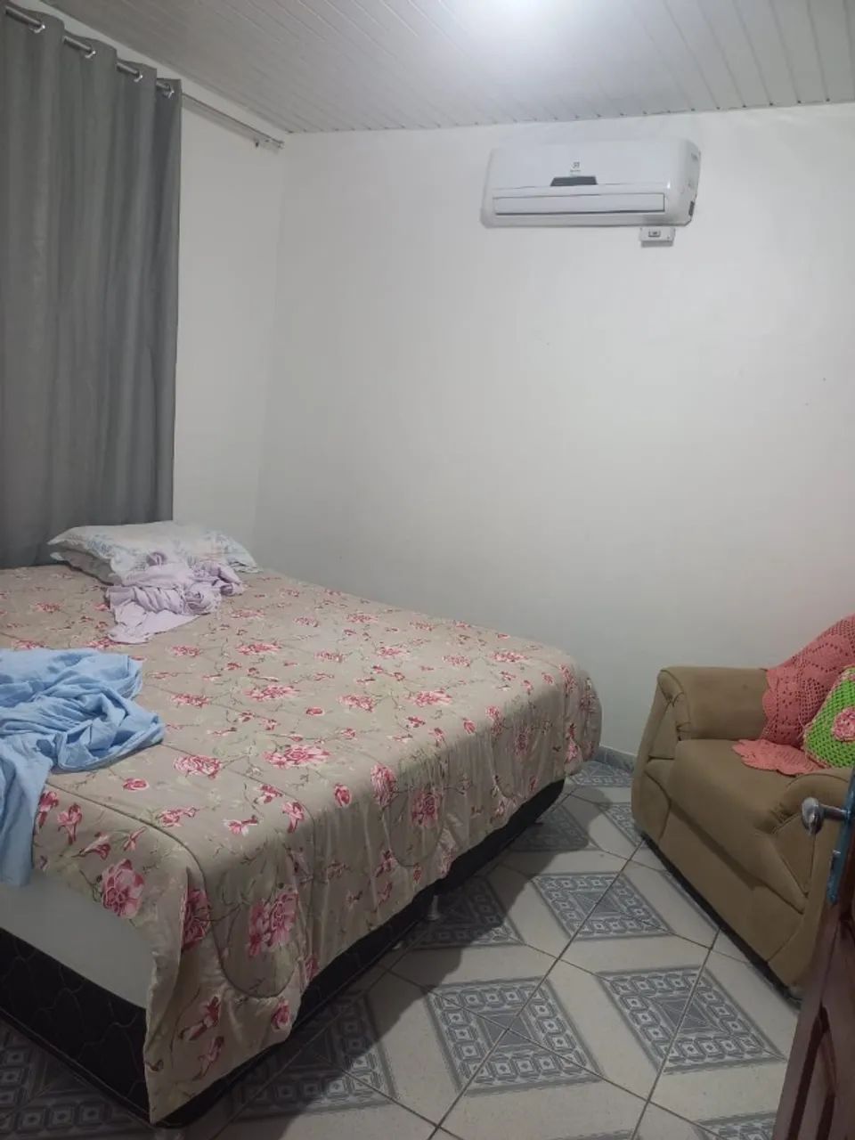 CASA PADRÃO POP,COM 03 DORMITORIOS,GARAGENS PARA 02 VEICULOS, ARÉA DE SERVIÇOS. - Foto 7