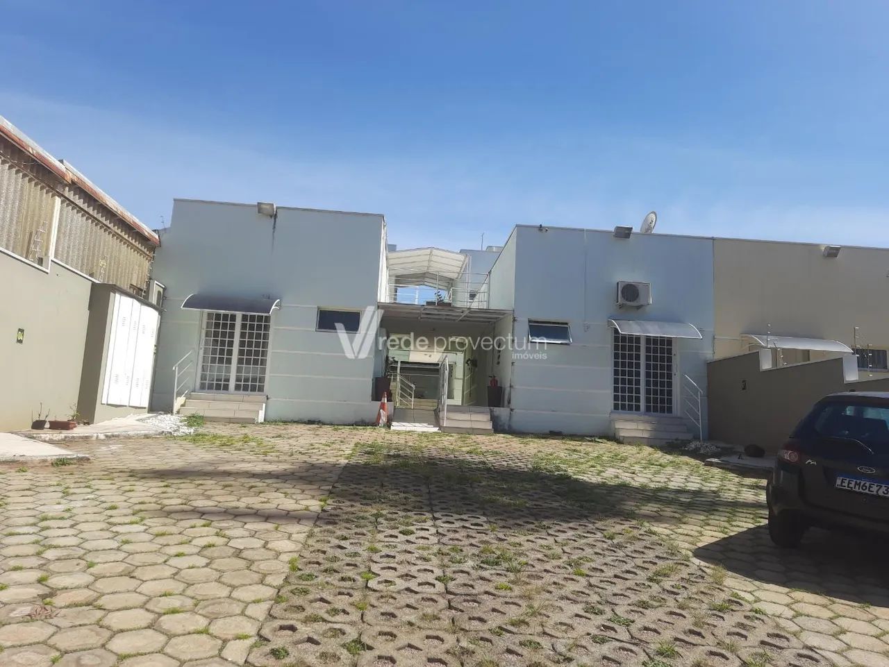 prédio à venda no bairro Santa Cândida em Campinas