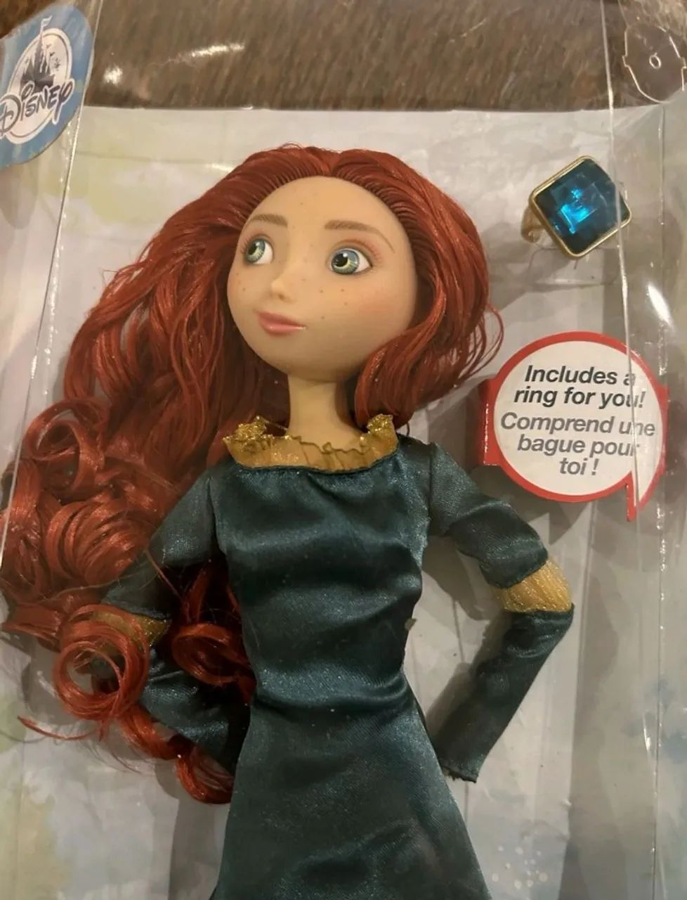 BONECA BARBIE MERIDA PRINCESA DISNEY STORE NOVA LACRADA COM ANEL DE BRINDE - Foto 2