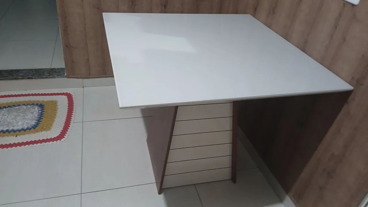 Vendo ou troco so a mesa 