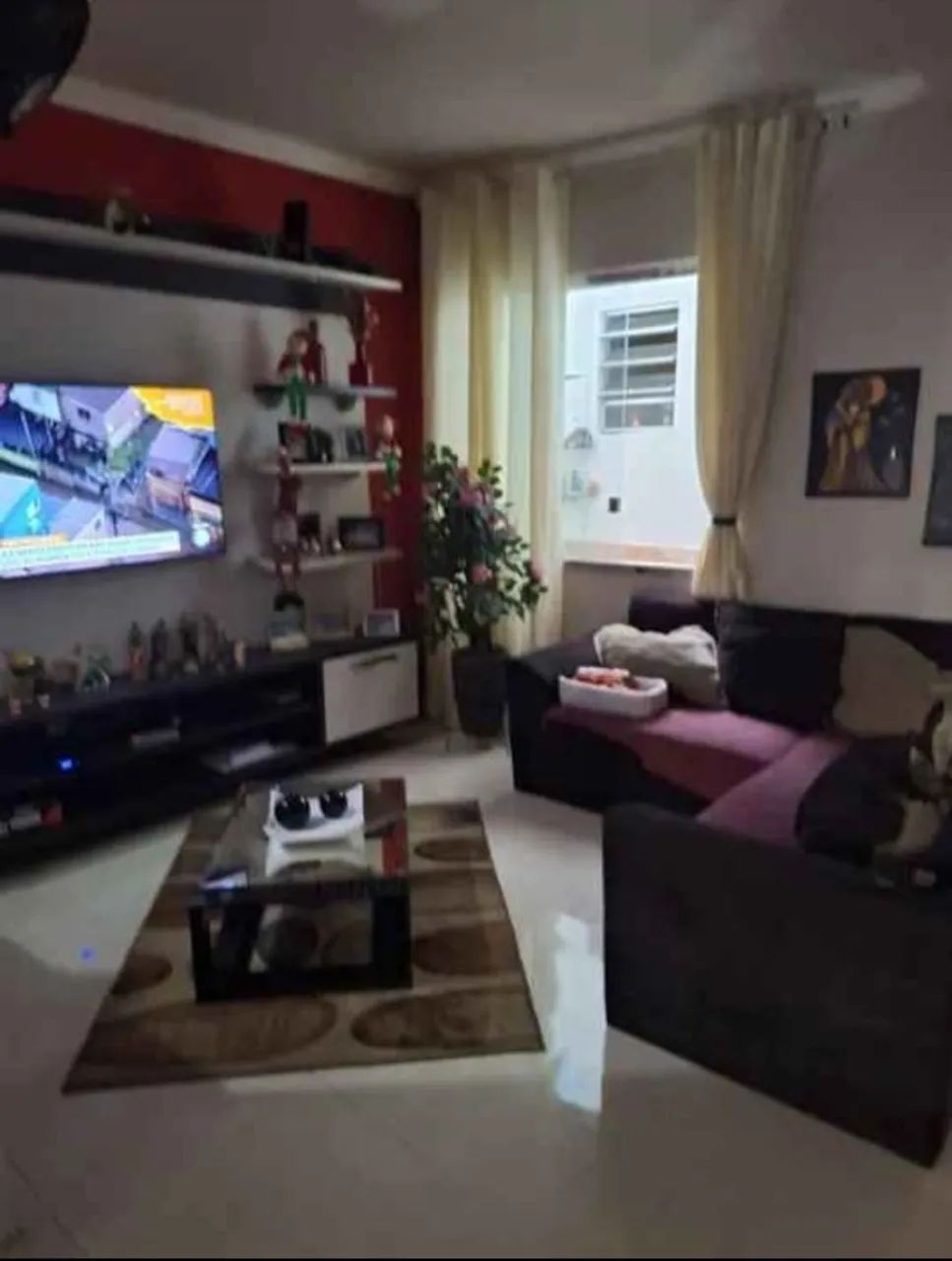 Casa com dois quartos aconchegante e bem conservada