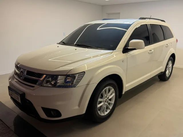 Fiat Freemont 2.4 16V 5P Aut. 2014 - Foto 4