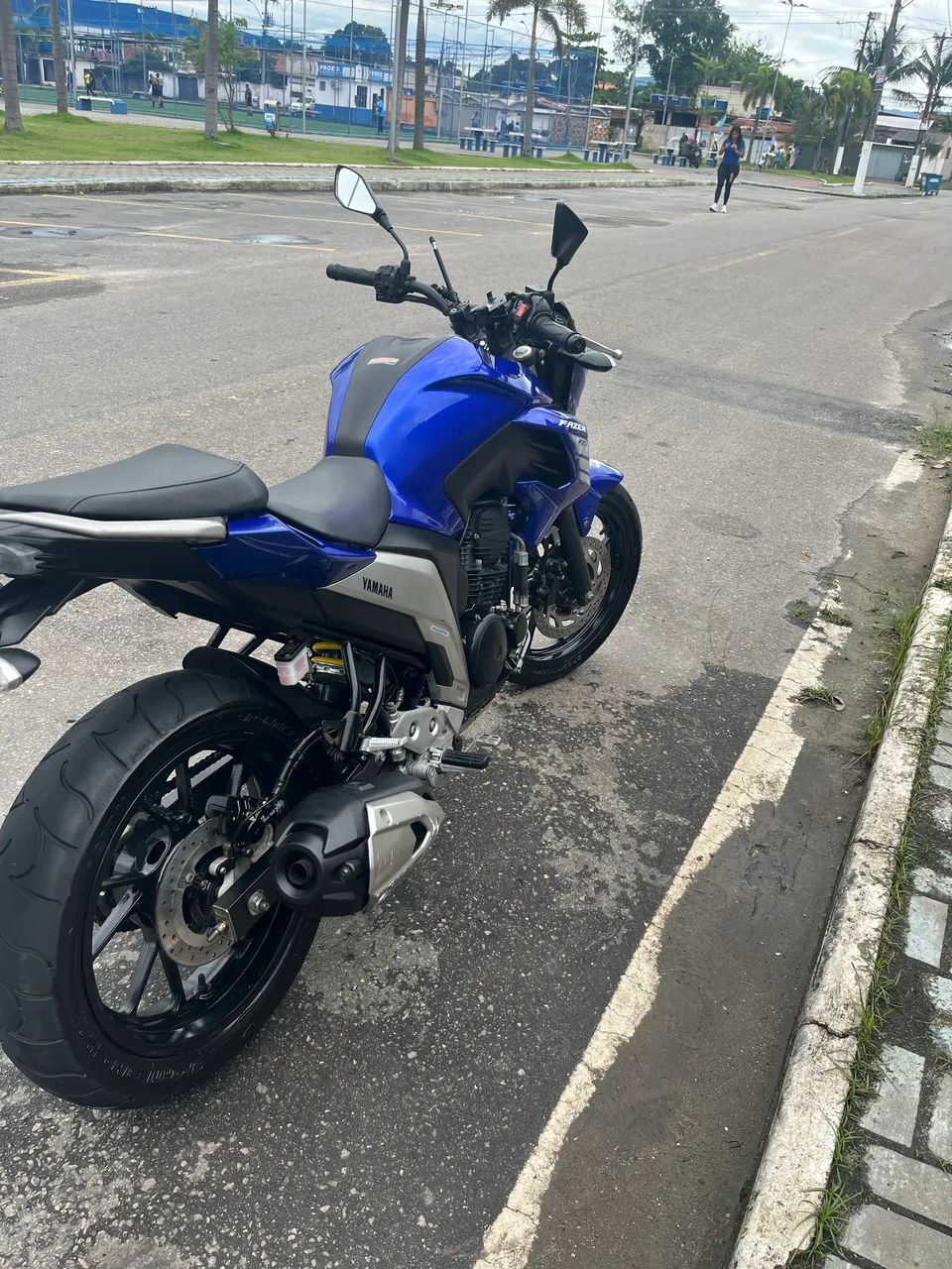 Fazer 250