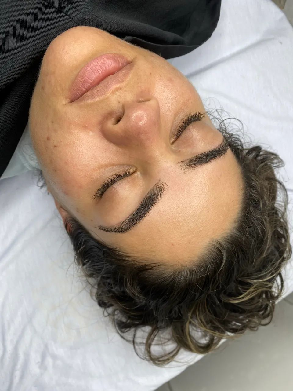 Designer de sobrancelhas