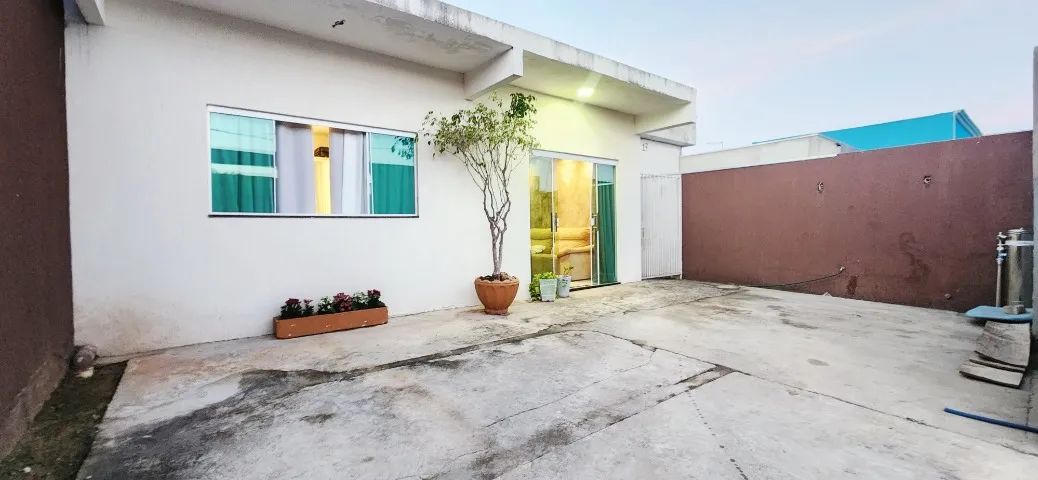 CASA COM 2 QUARTOS, TODA NA LAJE 