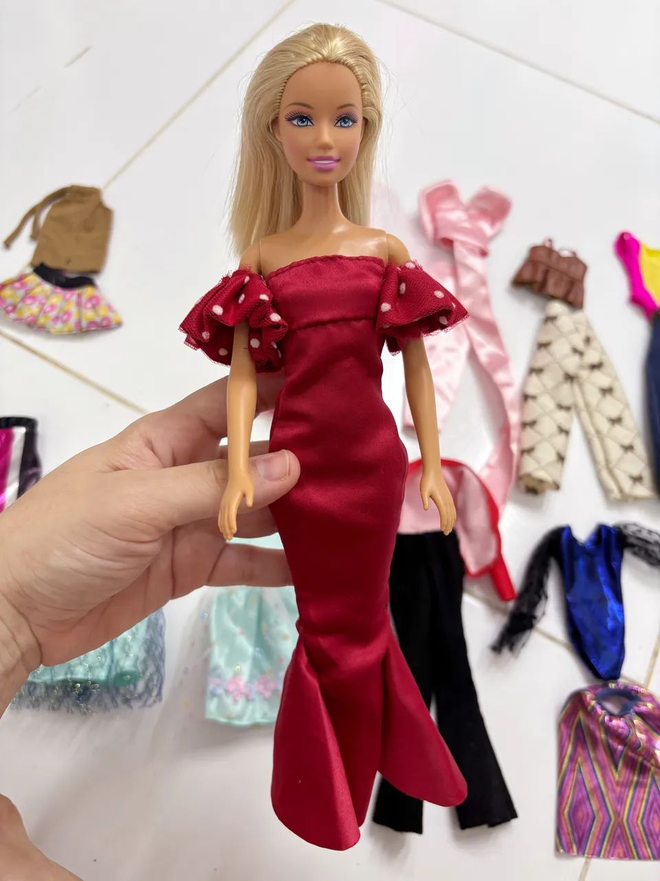 Roupa Barbie (valor por look) - Foto 5