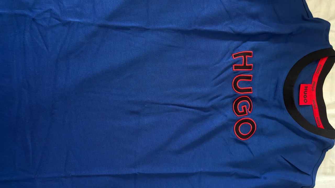 Camiseta Hugo original  - Foto 2