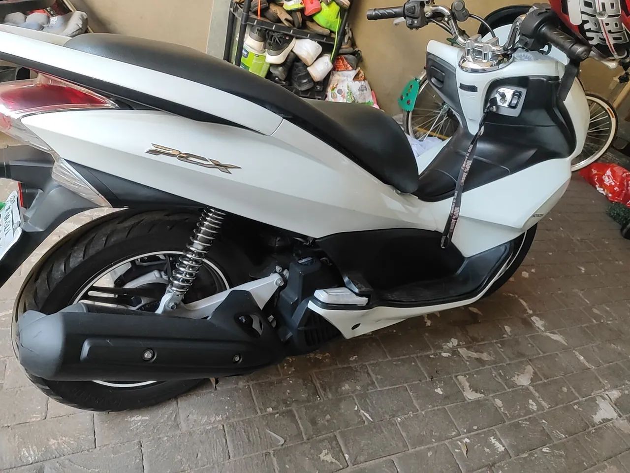 Honda PCX DLX - Foto 2