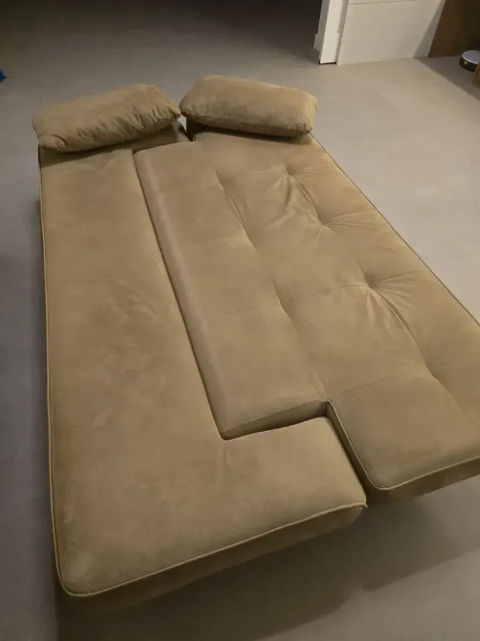 Sofá Cama Mas Com Cara De Sofá De Design (Usado) - Foto 2