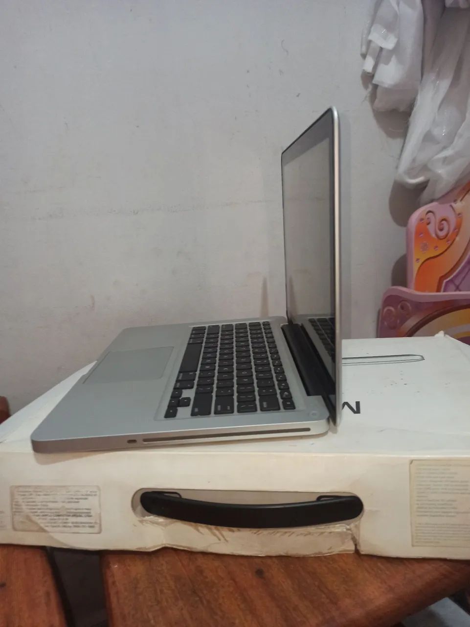 MacBook Pro  - Excelente estado + Caixa e carregador originais