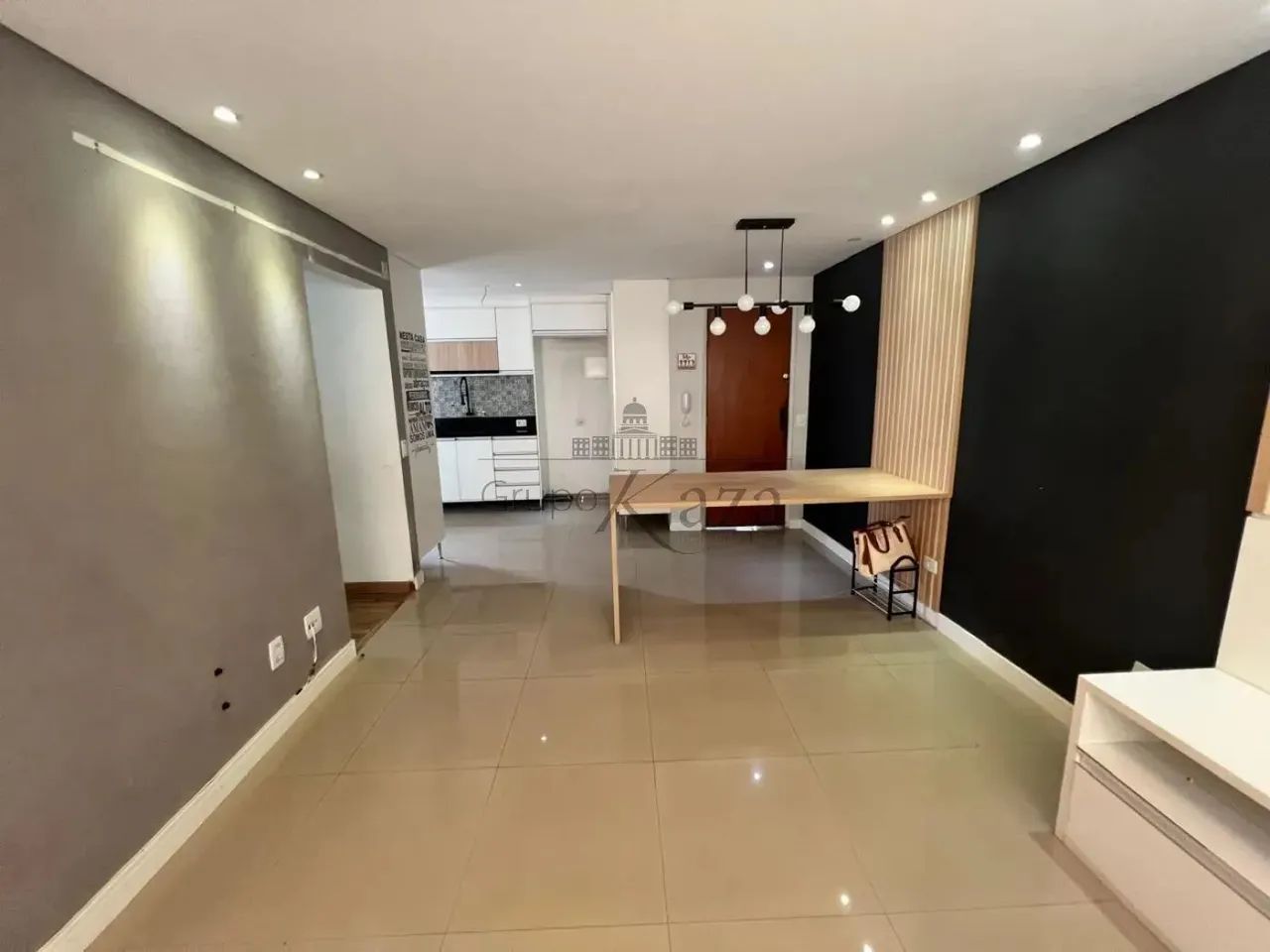Oportunidade - Apartamento - Vila Betânia - Edifício Firenze - 2 Dormitórios - 75m². - Foto 3