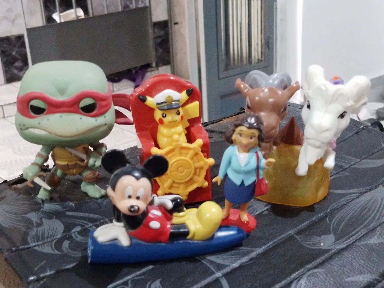Bonecos diversos para colecionar!