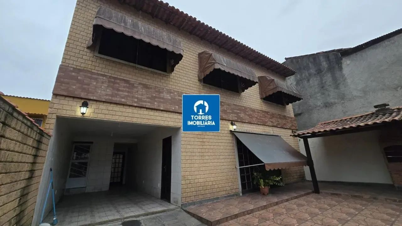 Casa com 3 quartos, 1 suíte e garagem - Nova Cidade