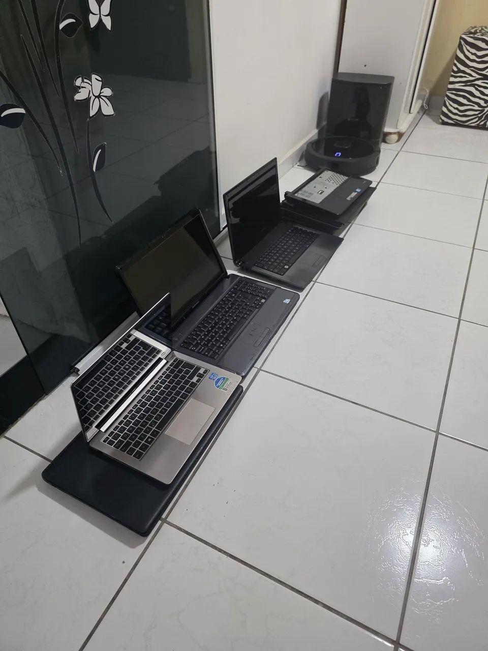 Lote com 06 notebook para concerto ou aproveitar peças - Foto 4