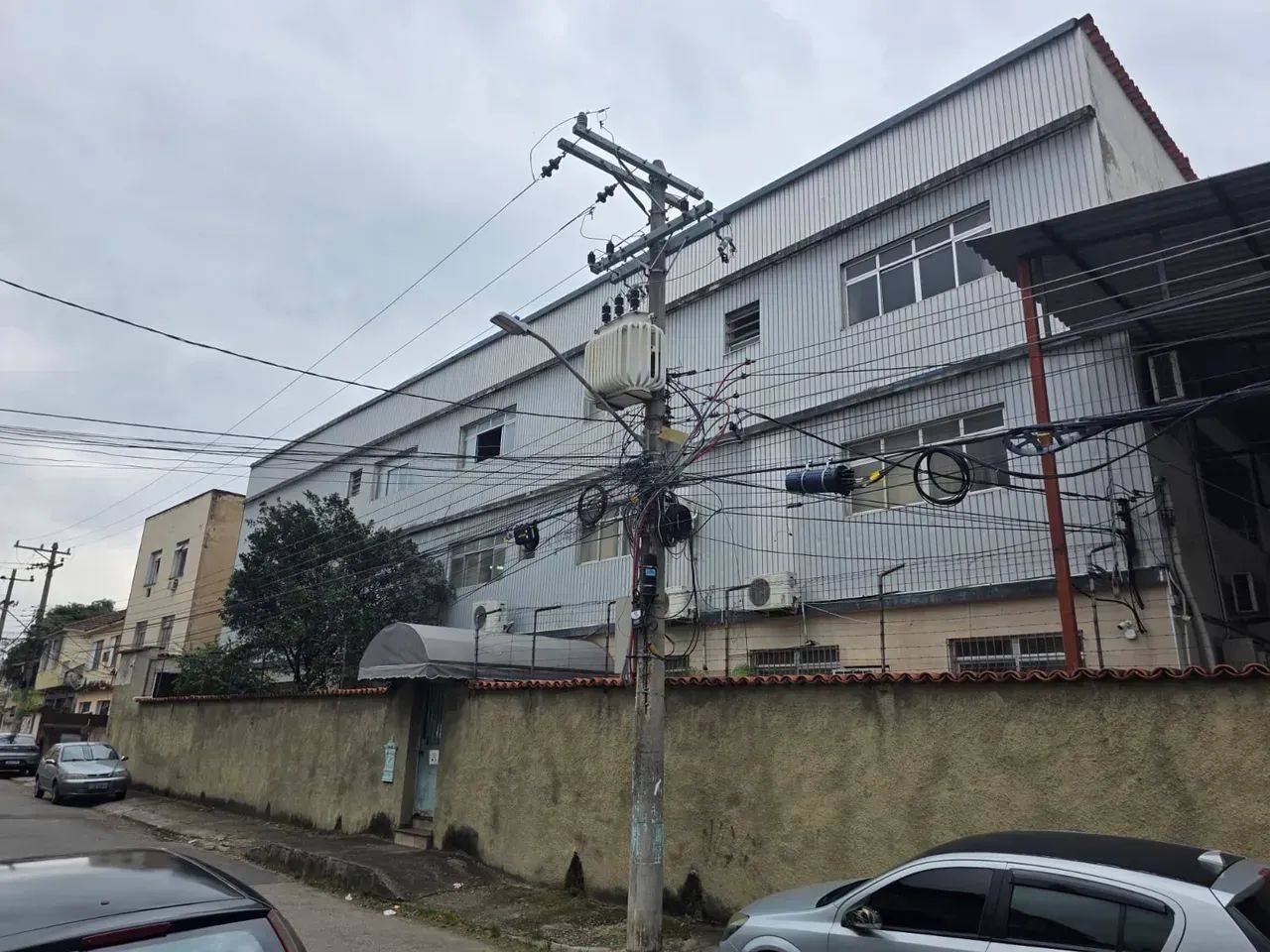 EXCELENTE GALPÃO AS MARGENS DA LINHA AMARELA - Foto 4