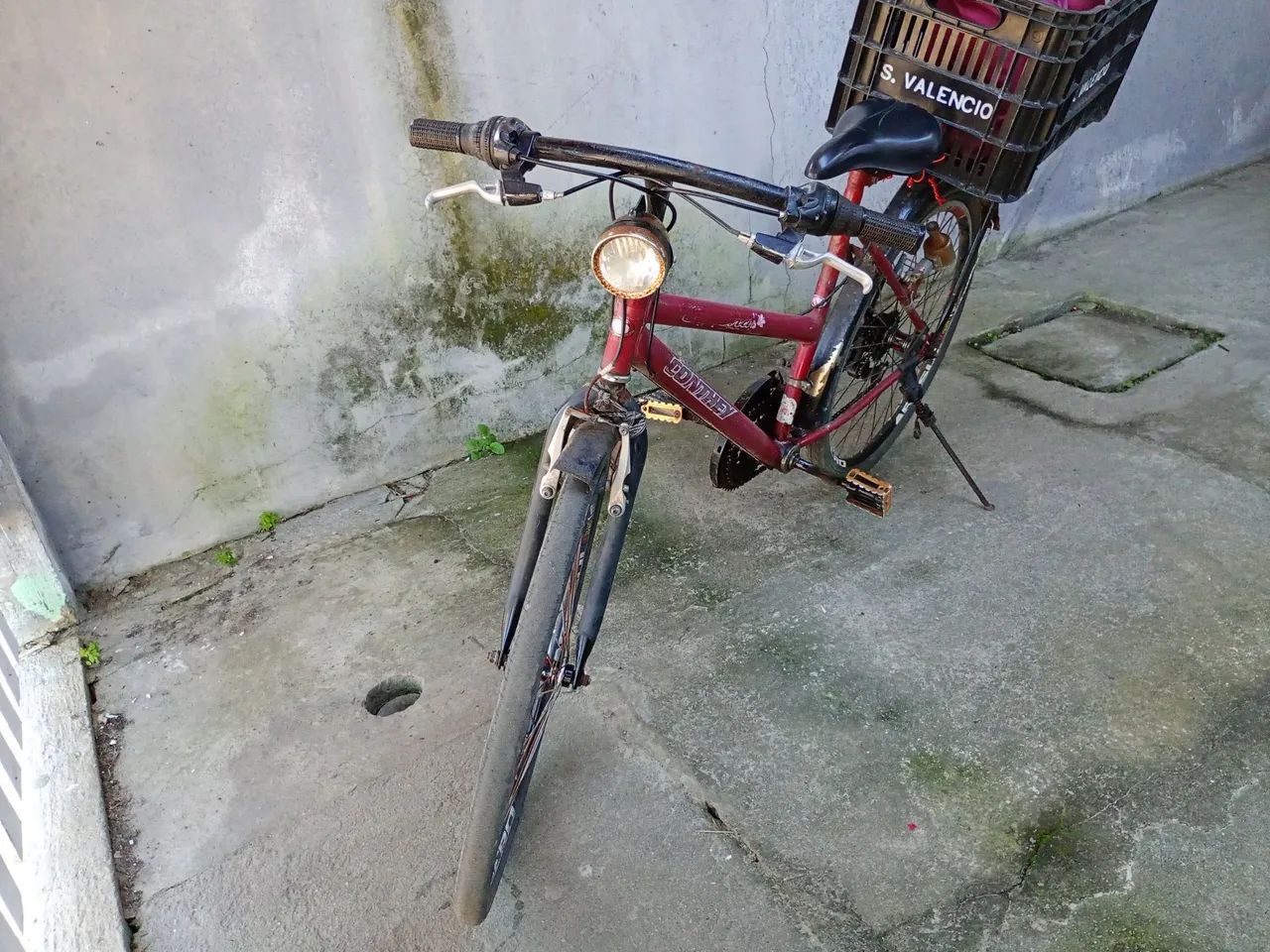 Bicicleta rara com dínamo  e farol - Foto 4