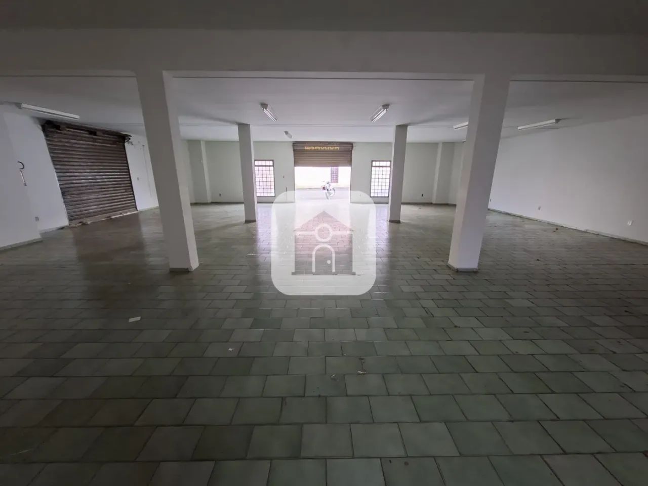 Loja comercial para locação no bairro Brasil - Foto 4