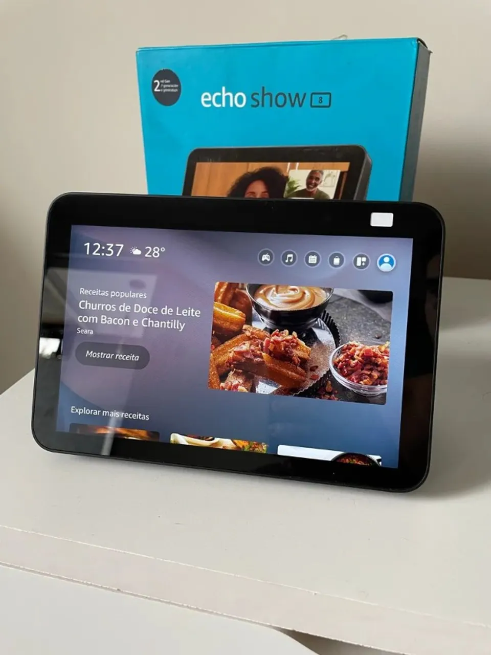 Amazon Echo (4ª Geração) - Com Hub Zigbee - Som Premium - Preta
