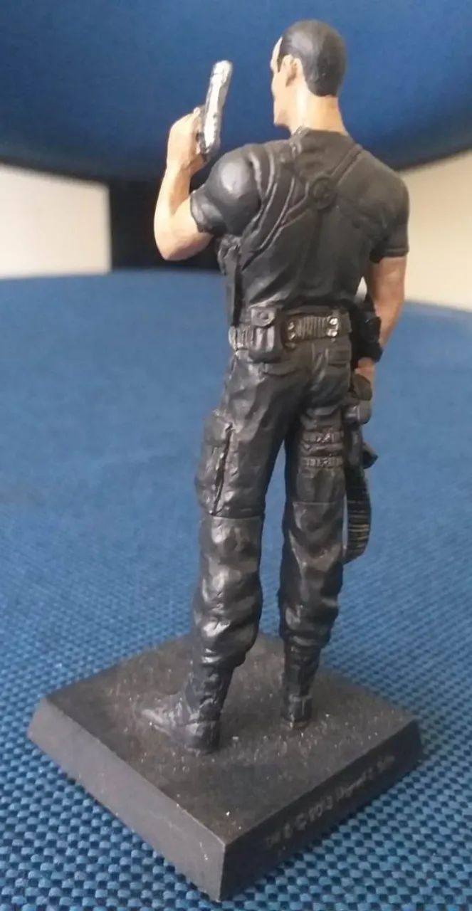 Justiceiro - Coleção de Miniaturas Marvel Eaglemoss n. 19 (novo) - Foto 5