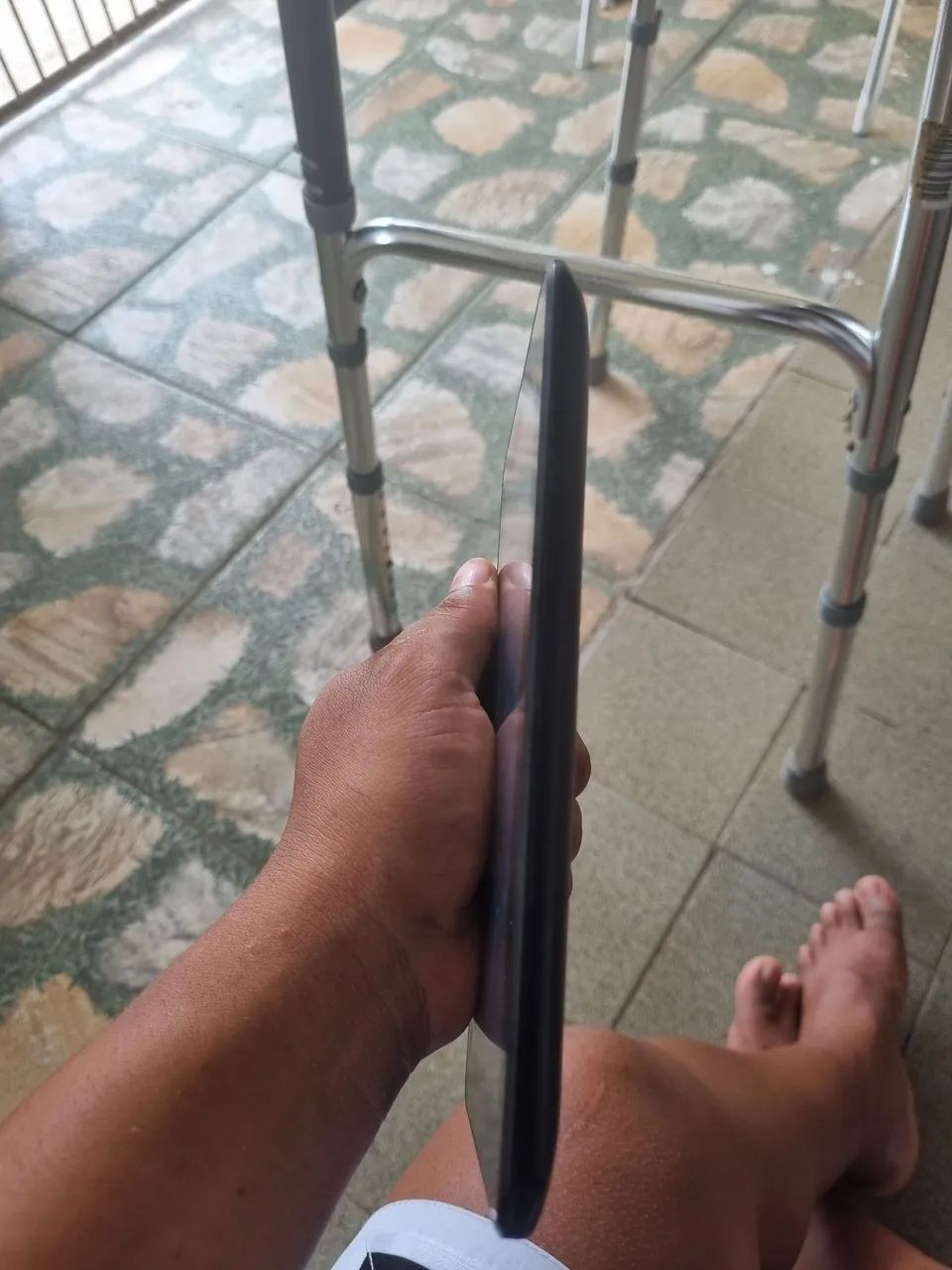 Tablete  semi novo - Foto 2