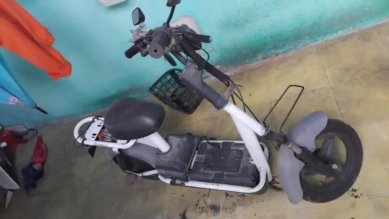 Trabalho com Manutenção moto eletrica - Foto 2