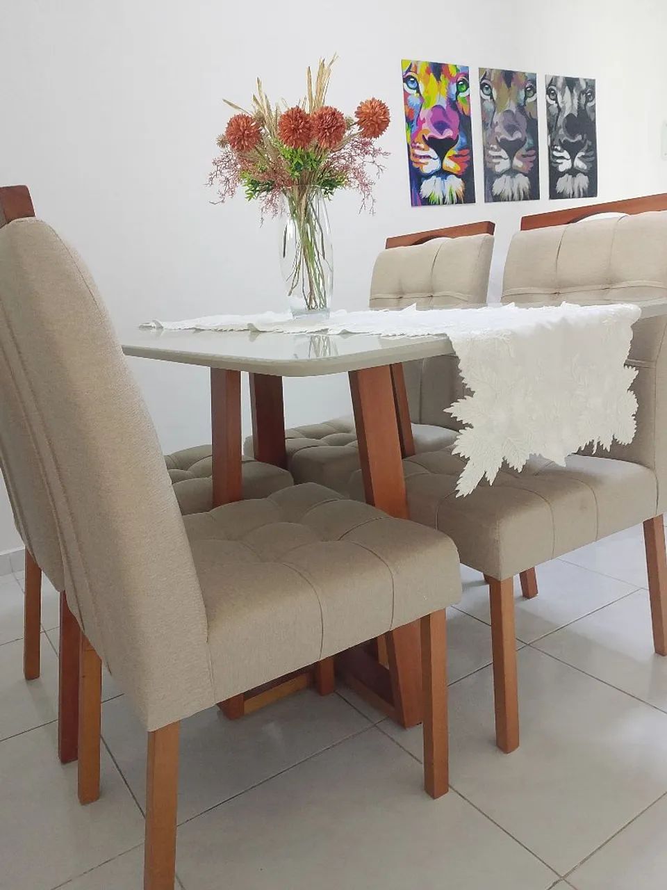 Mesa de 4 cadeiras em madeira  - Foto 2