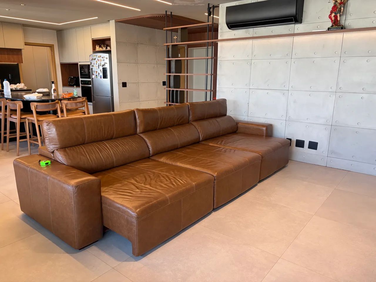 SOFA ALTO PADRAO RETRATIL COURO LEGITIMO 3,60m - Foto 4