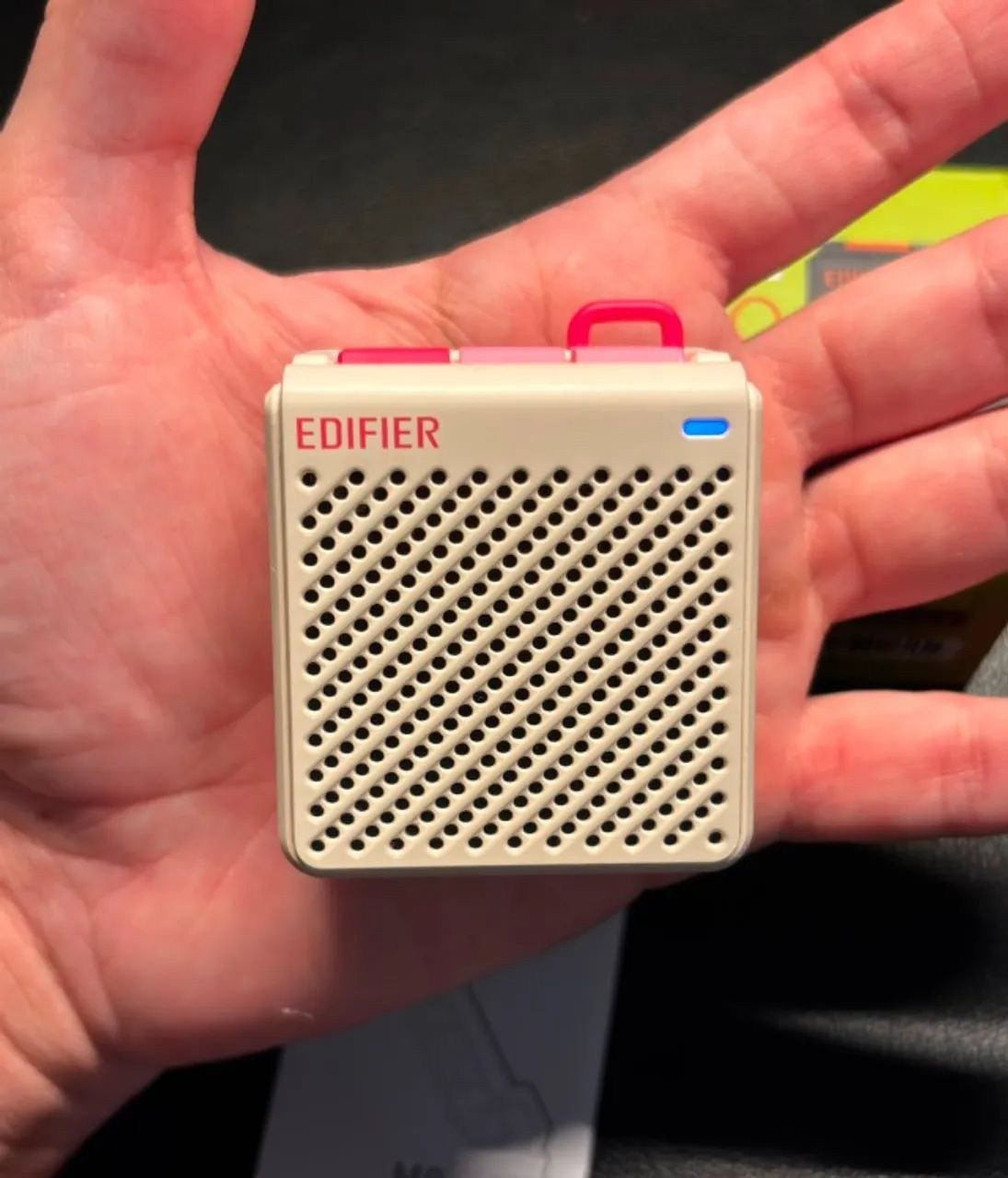 Caixa de Som Bluetooth Edifier Nova com Carregador e Alça - Foto 2