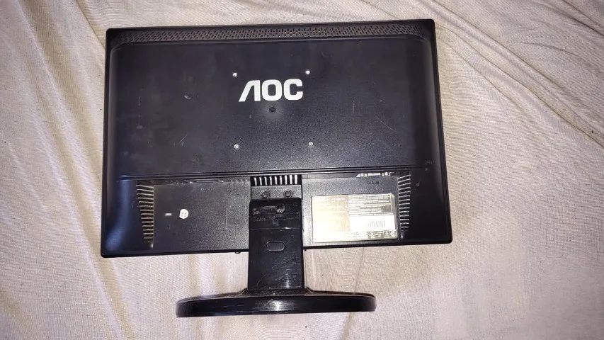 Monitor AOC 15" LCD 519SW + cabos- 30$ - Foto 3