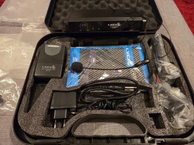 WIRELESS MICROPHONE SYSTEM  - Foto 2