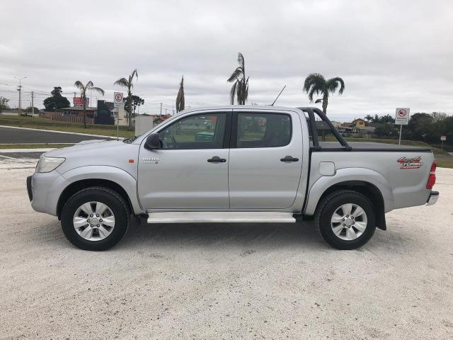 Toyota Hilux 3.0 CD 4x4 2015 - Foto 2