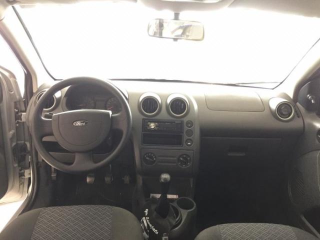Ford fiesta sedan 2005 1.0 mpi personnallitÉ sedan 8v gasolina 4p manual - Foto 3