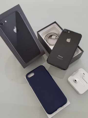 IPhone 8 64GB Cinza com Nota Fiscal