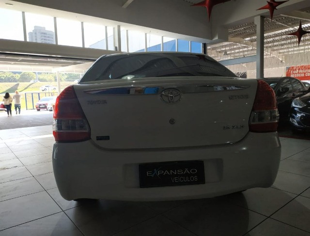 Toyota Etios Sedã XLS - 2013 - Foto 3