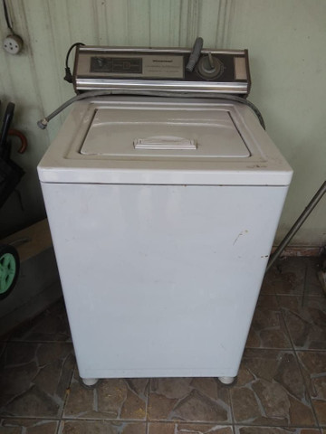 Máquina de lavar com defeito não funciona a parte de centrífuga - Foto 2