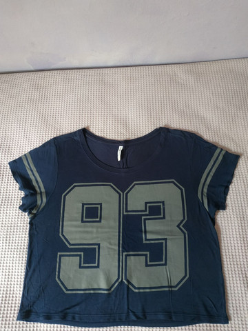 Blusas semi novas - Foto 4