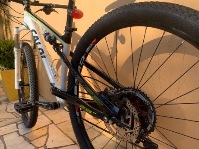 Bicicleta Caloi Elite FS|Aro 29, grupo deore - Foto 4