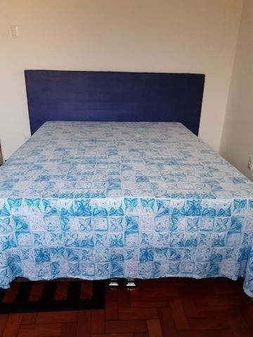 Cabeceira de cama em mdf 18mm estofada em espuma e tecido suede. R$80,00