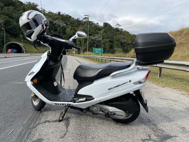 BURGMAM 125I SUZUKI