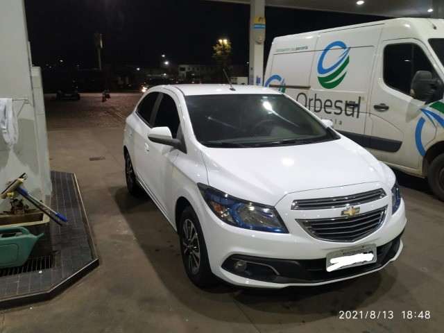 CHEVROLET ONIX IMPECÁVEL