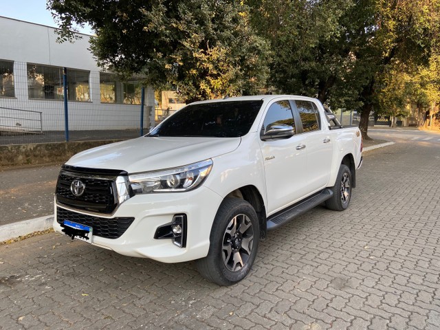 TOYOTA HILUX SRX 2019 50TH ANNIVERSARY IMPECÁVEL