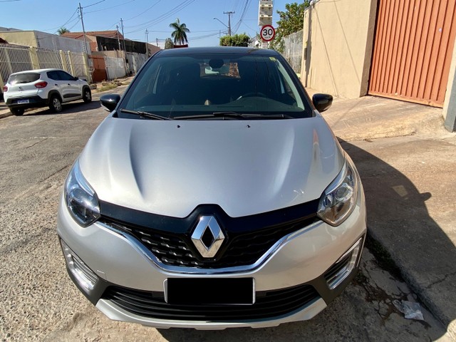 RENAULT CAPTUR INTENSE 1.6 FLEX AUTOMÁTICA