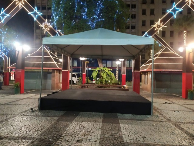 Tenda Para Eventos 5x5 - Foto 6